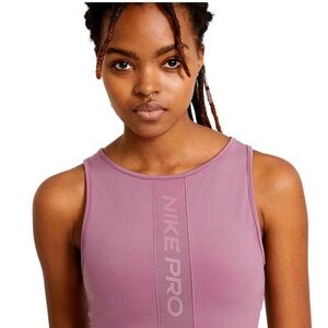 Nike Pro women’s dri fit cropped Athletic Tank size small